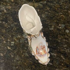 Elegant Vintage White Ceramic Women's Shoe with Artwork